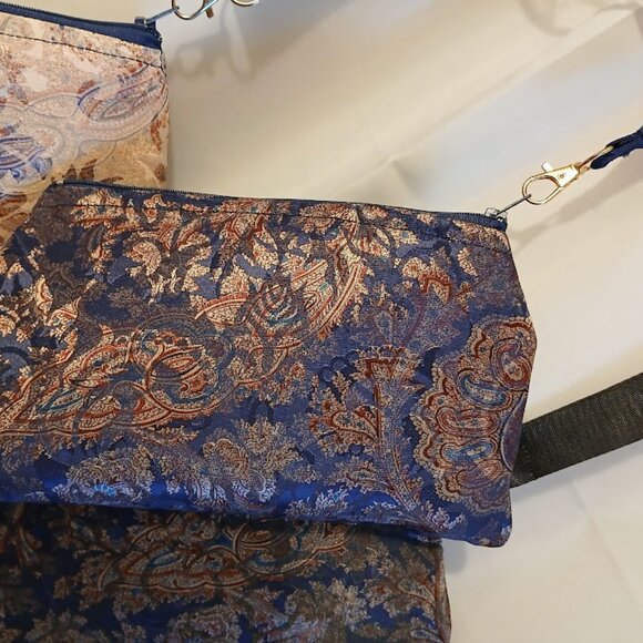 New Zippy Make-Up Cosmetics Toiletries Travel Bags Hanging Wristlet Paisleys - Picture 9 of 14